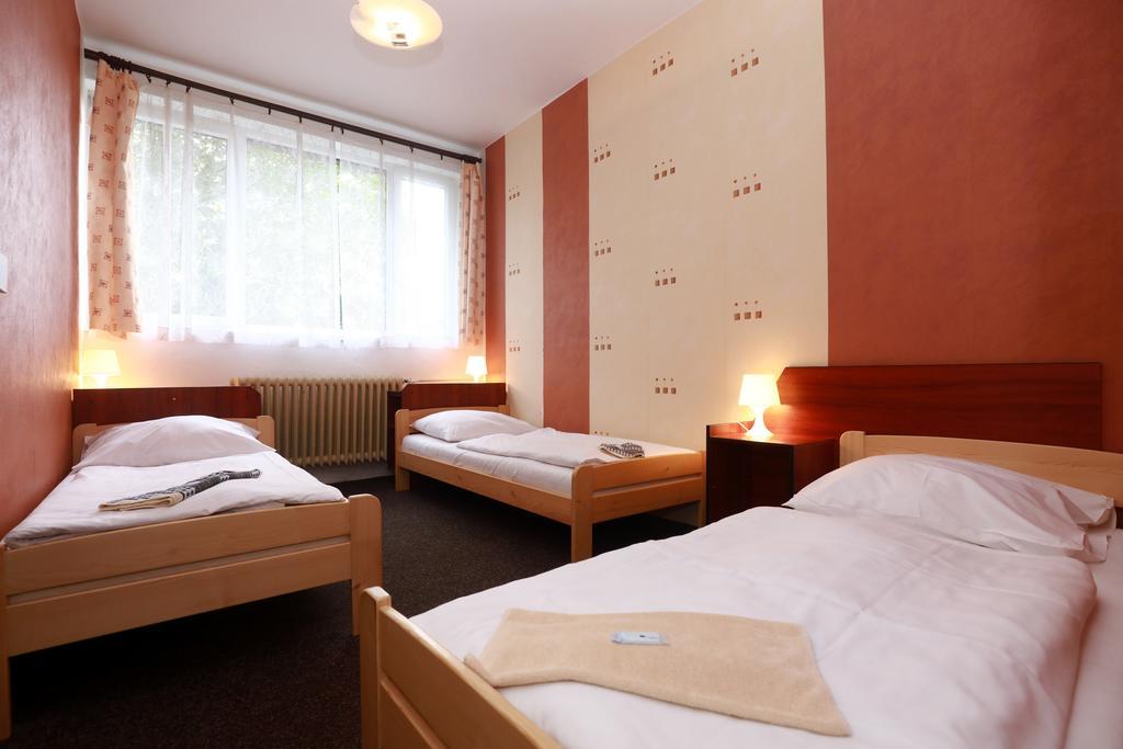 Hotel Zimni Stadion 纳霍德 外观 照片