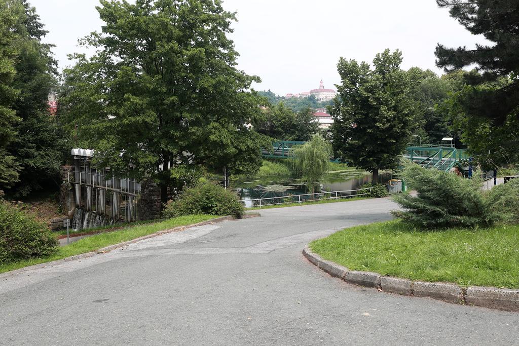 Hotel Zimni Stadion 纳霍德 外观 照片